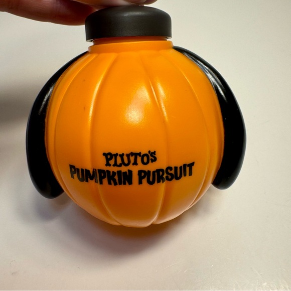 Disney Epcot 2023 Pumpkin Pursuit Pluto Sipper Cup New. Detachable top - Picture 4 of 8